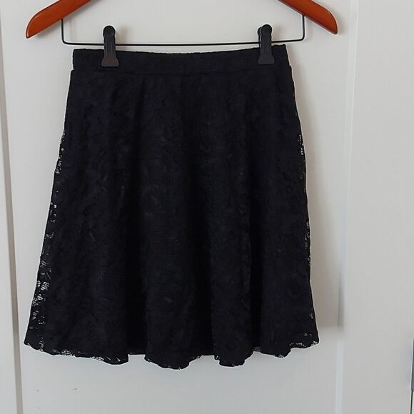 ANGELA Lace Skirt Siz Large - Picture 1 of 6
